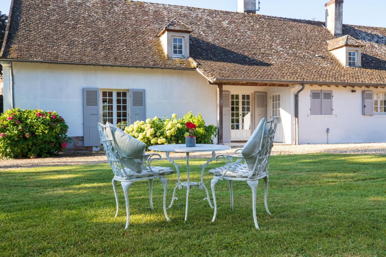 Domaine De L'Oiseau Bed & Breakfast Gergy Exterior photo